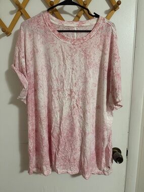 lululemon athletica Pink Marble Short Sleeve Tee